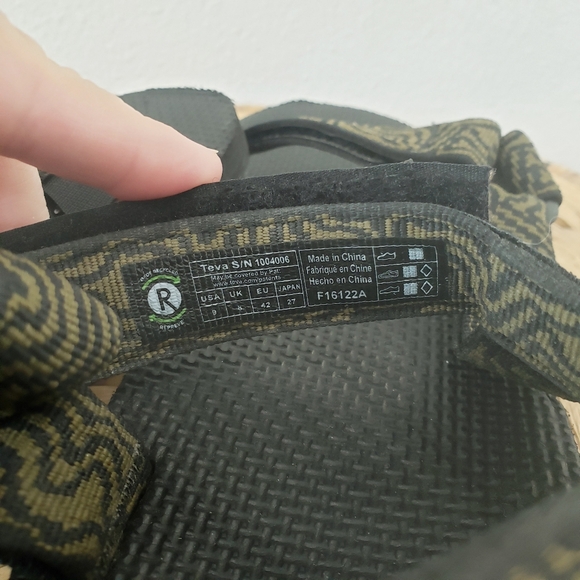 Teva Men's Original Universal Black/Green Sandals Size 9 - Picture 7 of 8